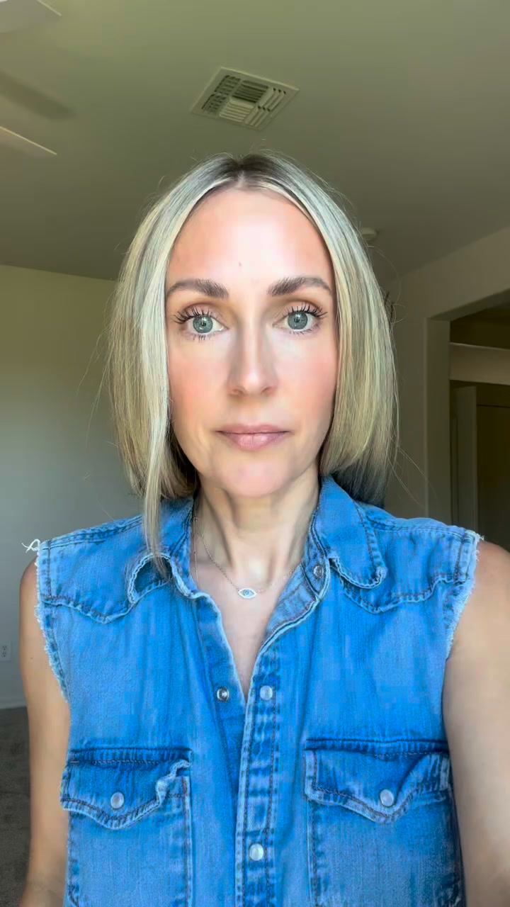 Elemis Facebook ad: NEW Pro-Collagen Future Restore Eye Serum