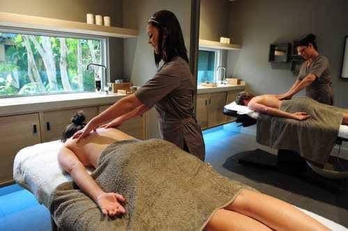 Honey bee spa in dwarka Facebook ad from Mar 7, 2026