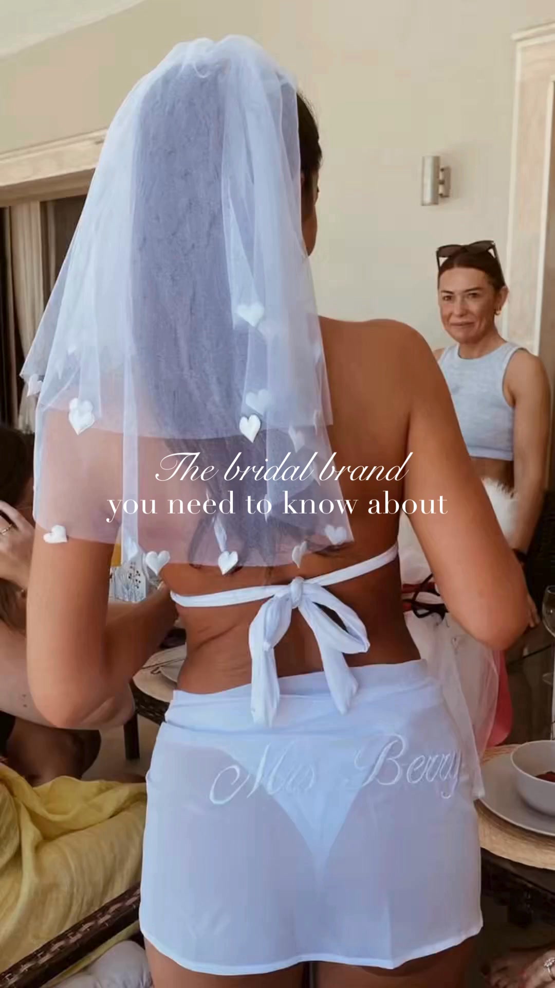 Gigi & Olive Facebook ad: Luxury Wedding Accessories