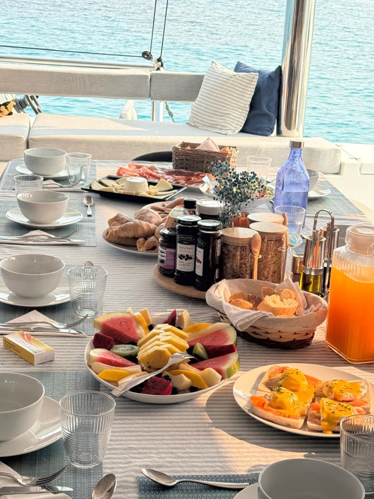 A Toda Vela Charter Facebook ad: Summer 2026 | Ibiza & Mallorca