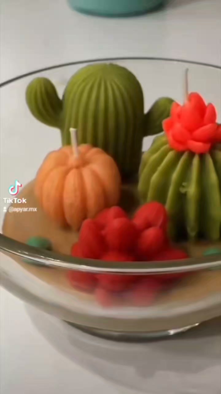 APYAR Facebook ad: Velas Aromaticas