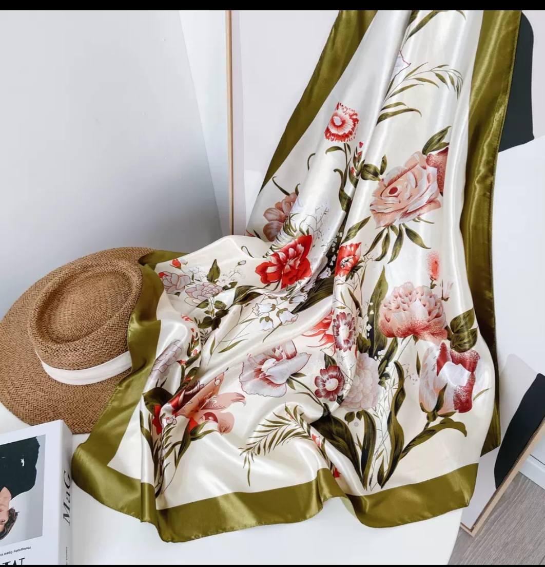 Mon foulard Facebook ad: NOUVEL ARRIVAGE