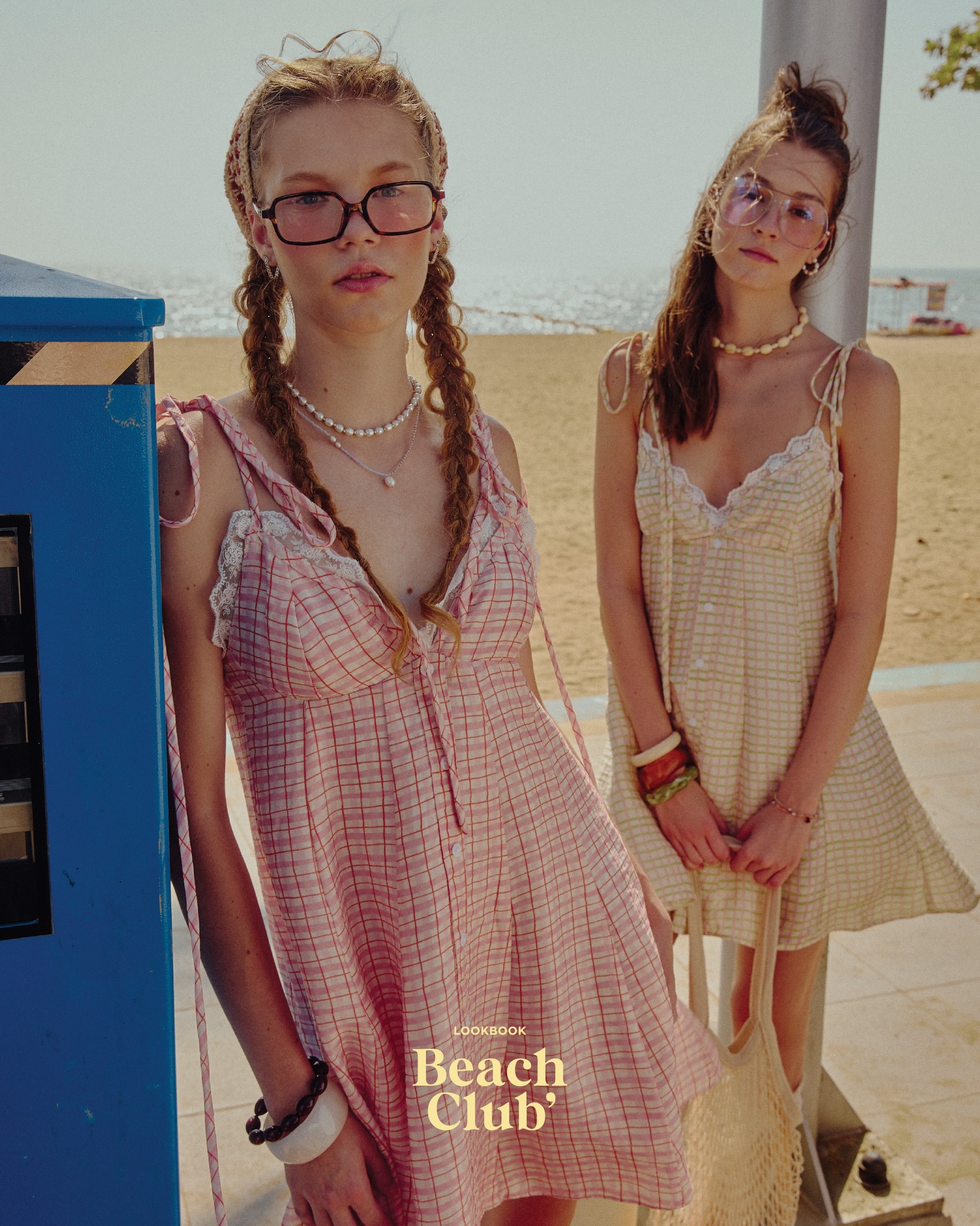 Lookbookbeachclub Facebook ad: Cleo Dress, can’t decide, both colors are just…