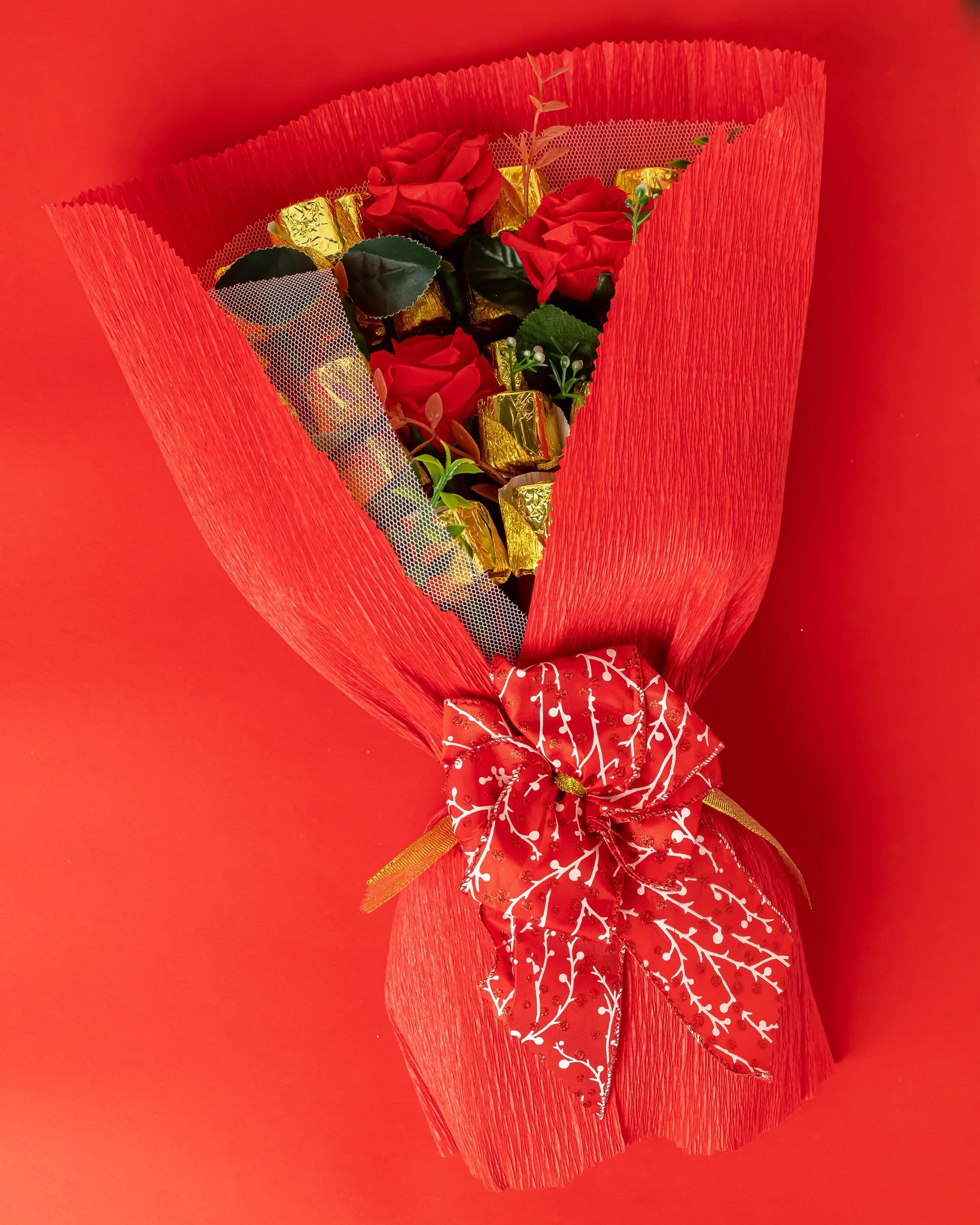 DecoKraft Facebook ad: This Valentine’s Day, say it sweeter.