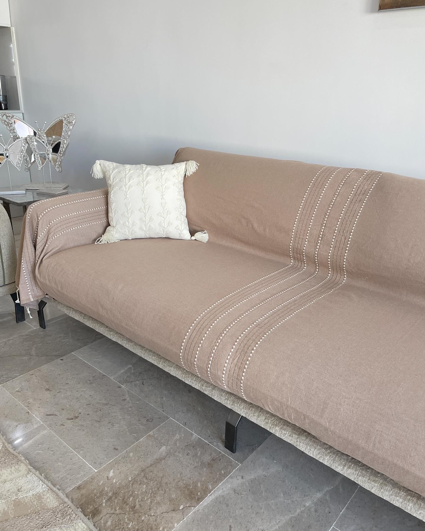 ZA home Facebook ad: Nouvelle collection Jete simple modèle « Mazigh »