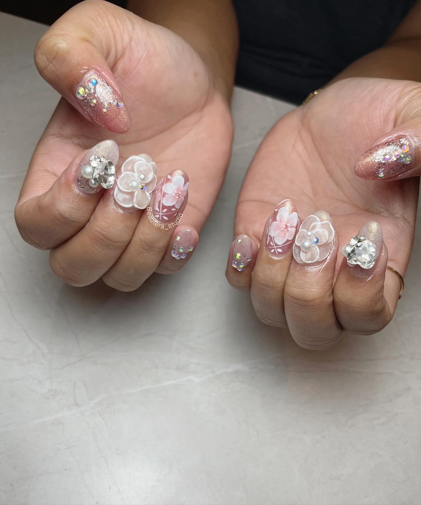 Beautera studio eyelash Facebook ad