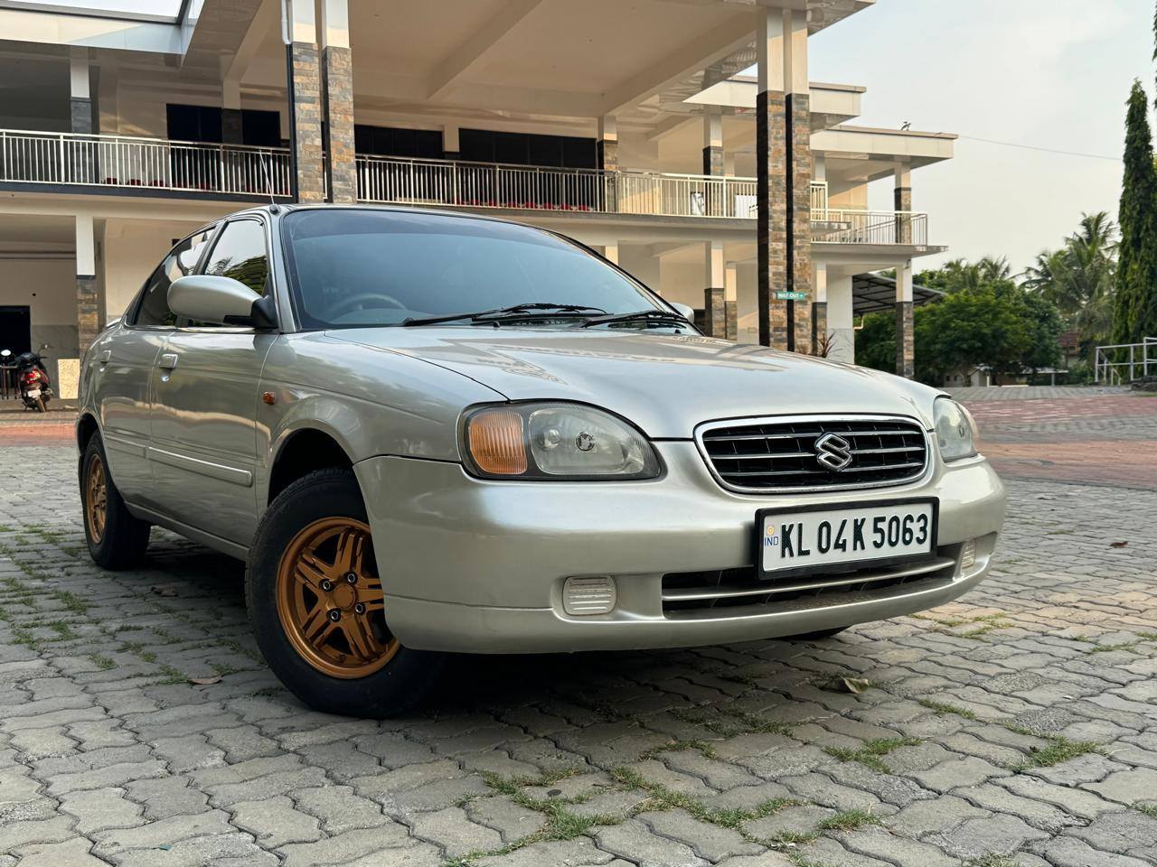 Mibin Kunnamkulam Facebook ad: Maruti suzuki baleno LXi. Single owner Show room condition…