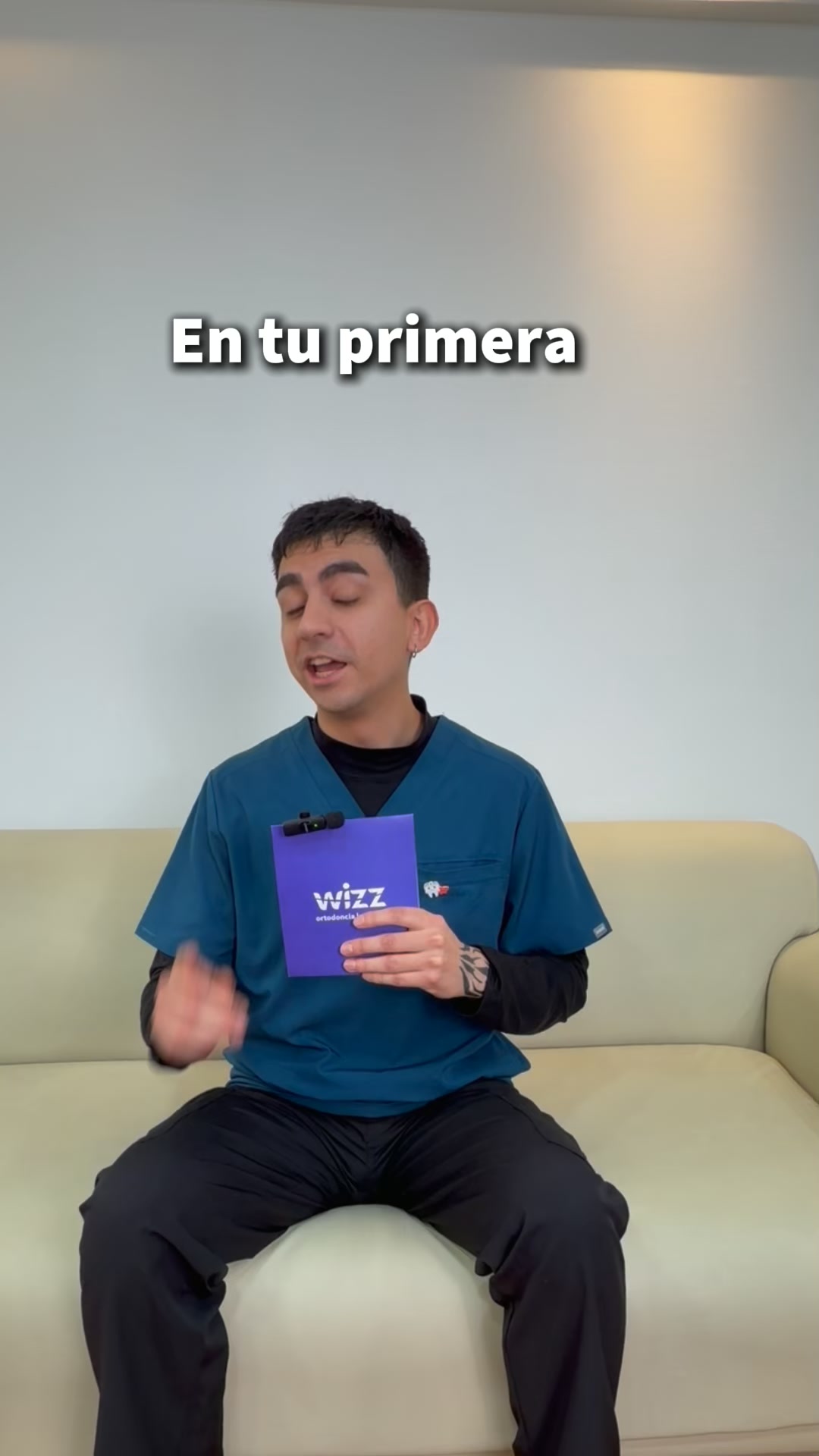Wizz Chile Facebook ad: Corrige tu sonrisa con alineadores invisibles guiados por…