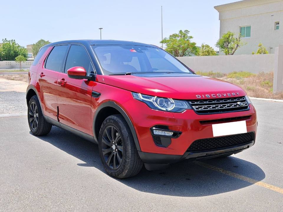 Muzz Ammil Facebook ad: 2015 Single Owner Land Rover Discovery Sports SE GCC Specs..