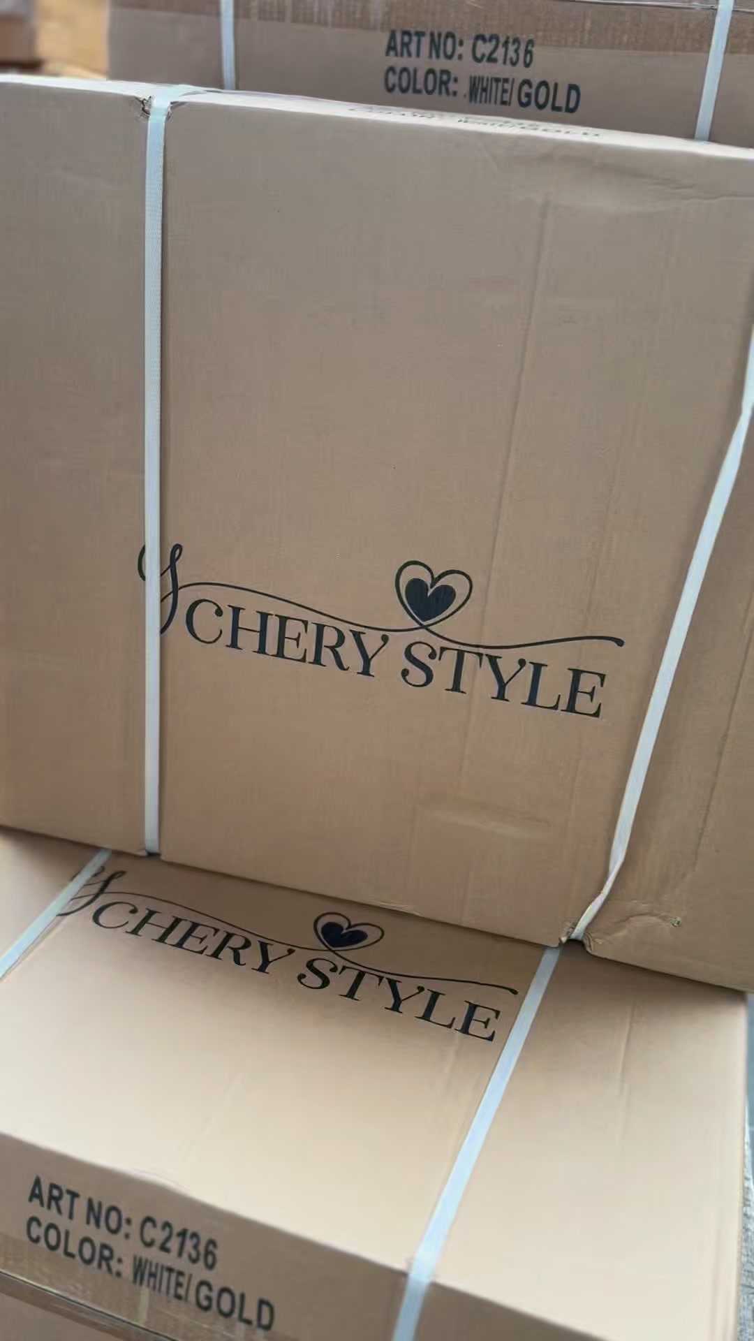 Chery Style Facebook ad: Shop Nu