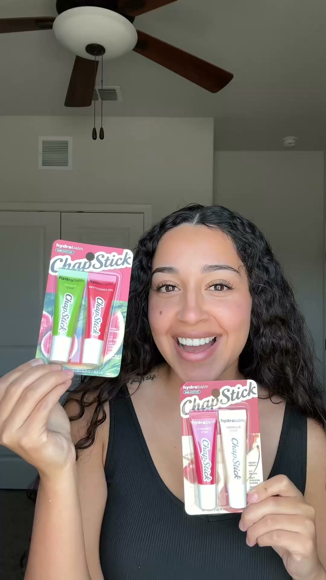 ChapStick Facebook ad: Skin-smoothing ingredients, 24h moisture.