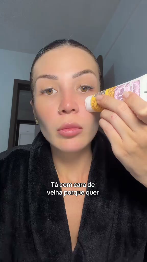 Kokeshi Beauty Facebook ad: Descubra a Pele de Porcelana!