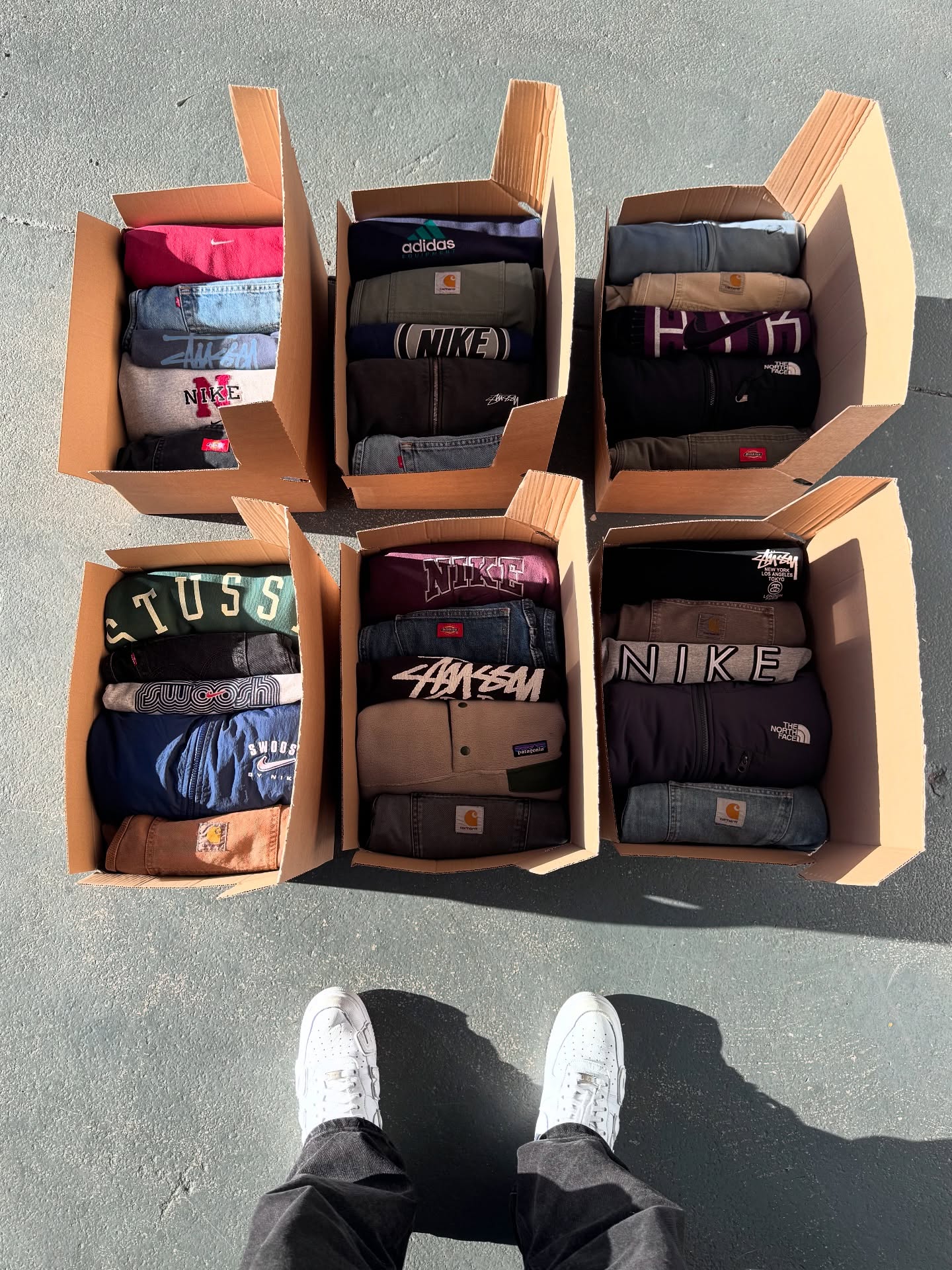 EV’s clothing boxes Facebook ad