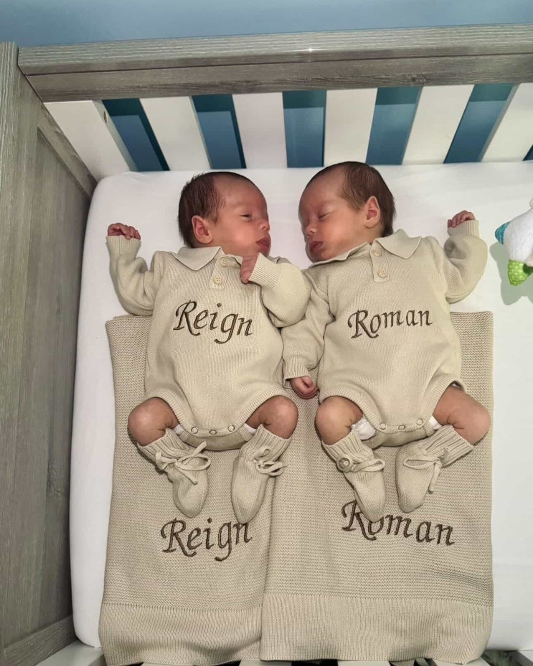 Perfect Personalised Gifts Facebook ad: Double cuteness I cant get over how adorable…