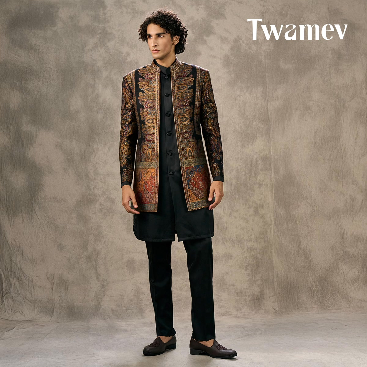 Twamev Facebook ad: Visit Twamev in Jayanagar for our Best Season Picks
