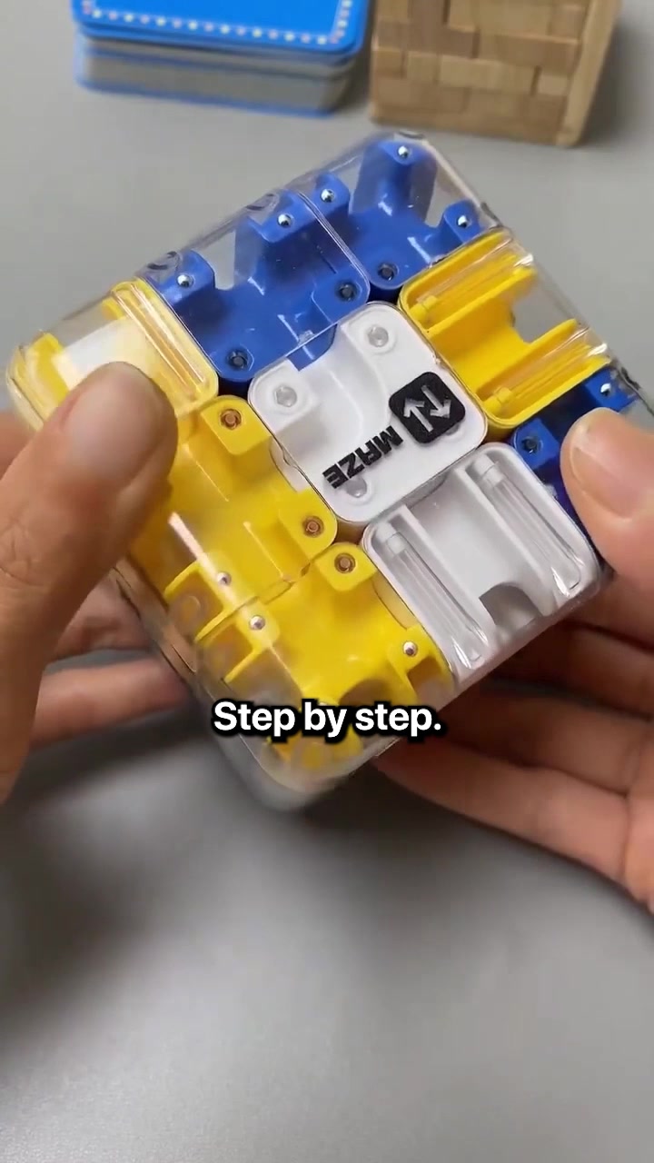 Tiny Dreams UK Facebook ad: #1 Puzzle Cube