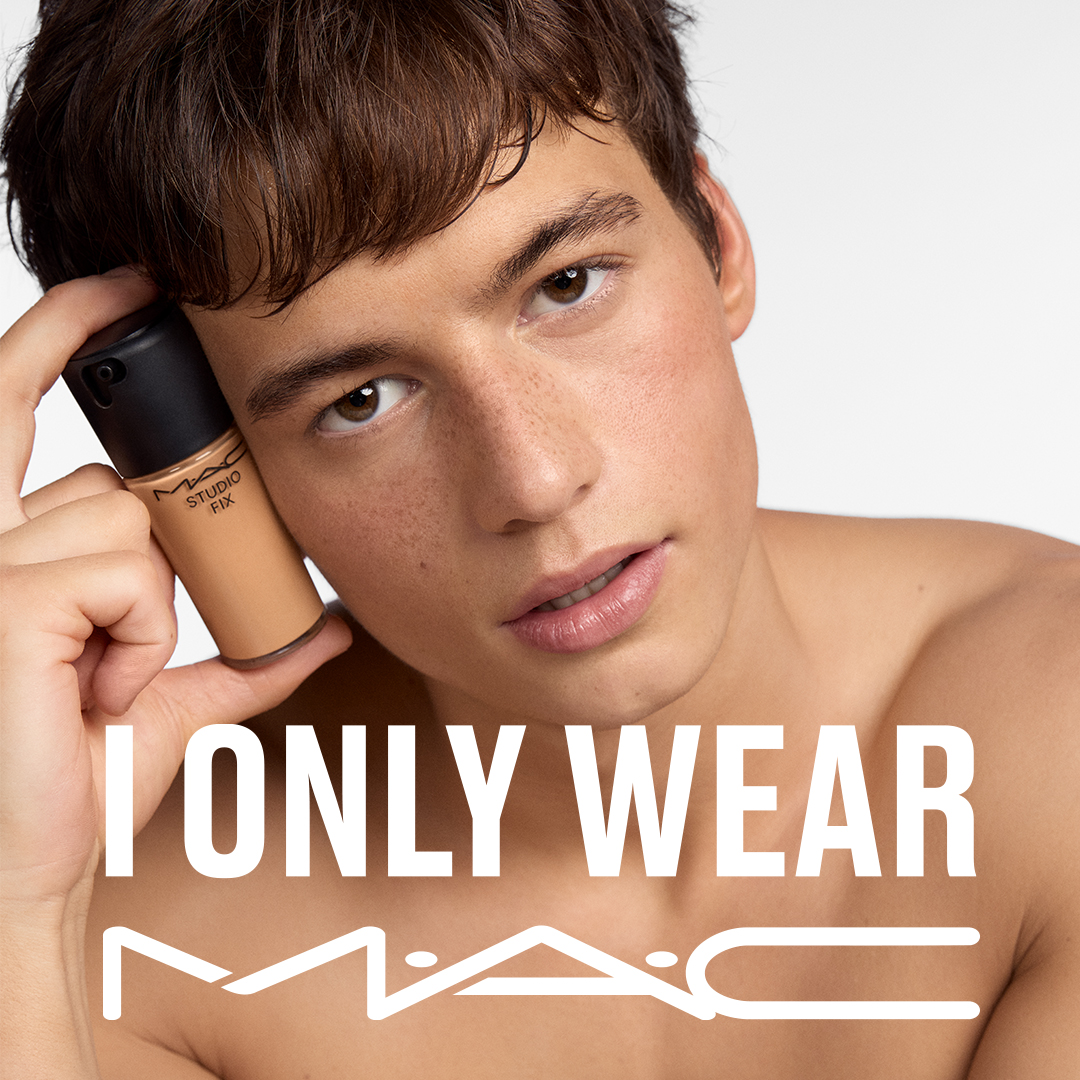 M·A·C Cosmetics Facebook ad