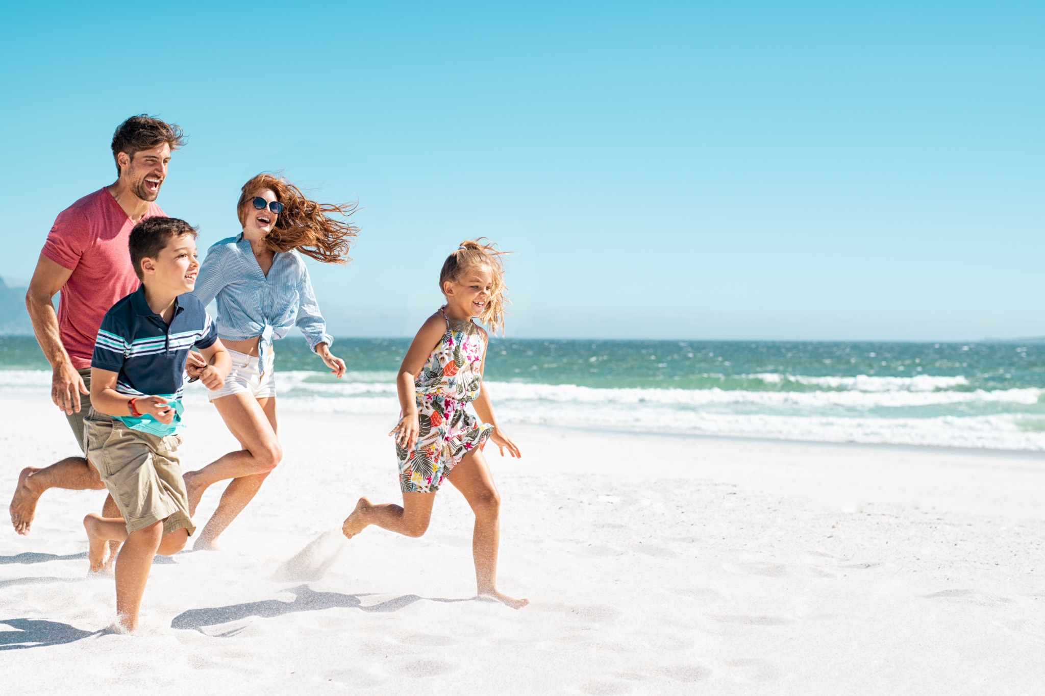 Aboutzenlife Facebook ad: 10 Fun Family Activities for a Better Summer