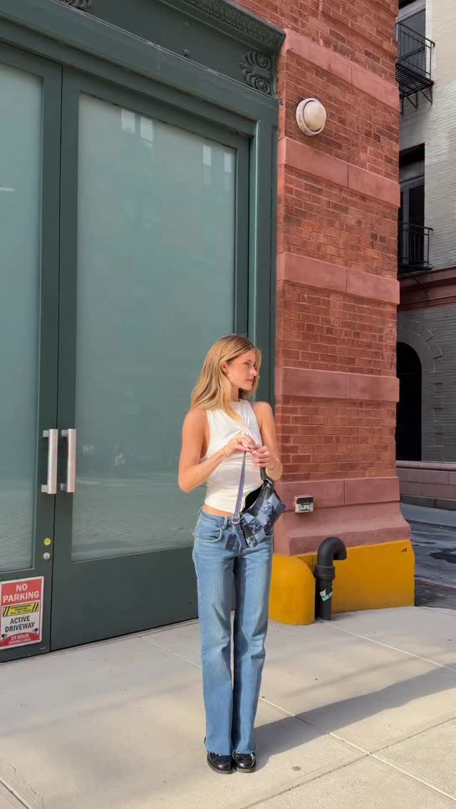 Depop Facebook ad: Depop x Coachtopia just made styling an outfit…