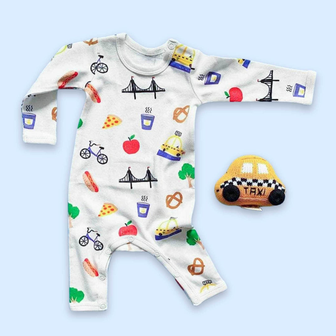 Estella Facebook ad: Welcome the littlest New Yorker with a gift…