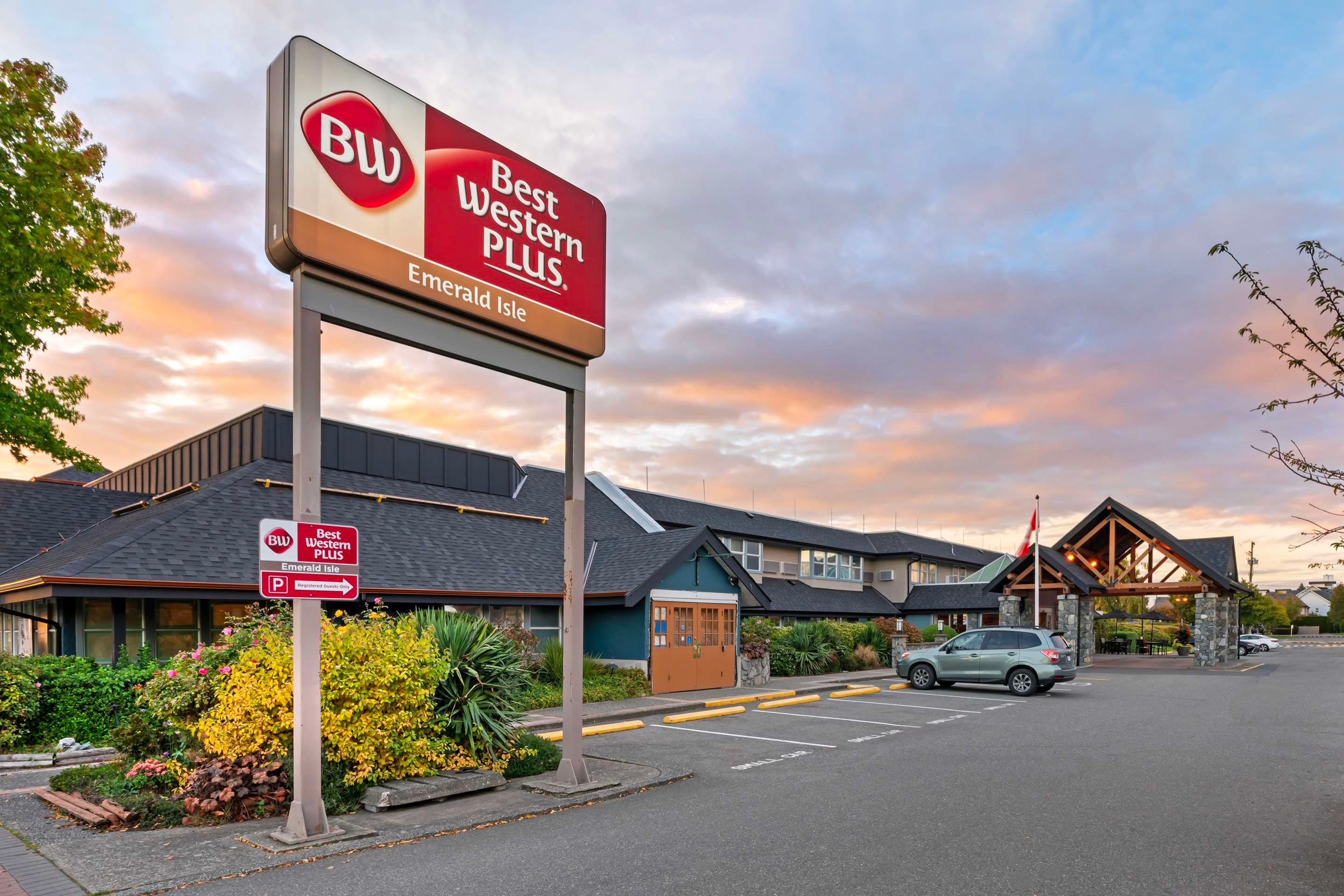 Best Western Hotels & Resorts Facebook ad
