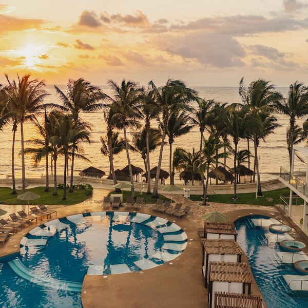 Iberostar Beachfront Resorts Facebook ad