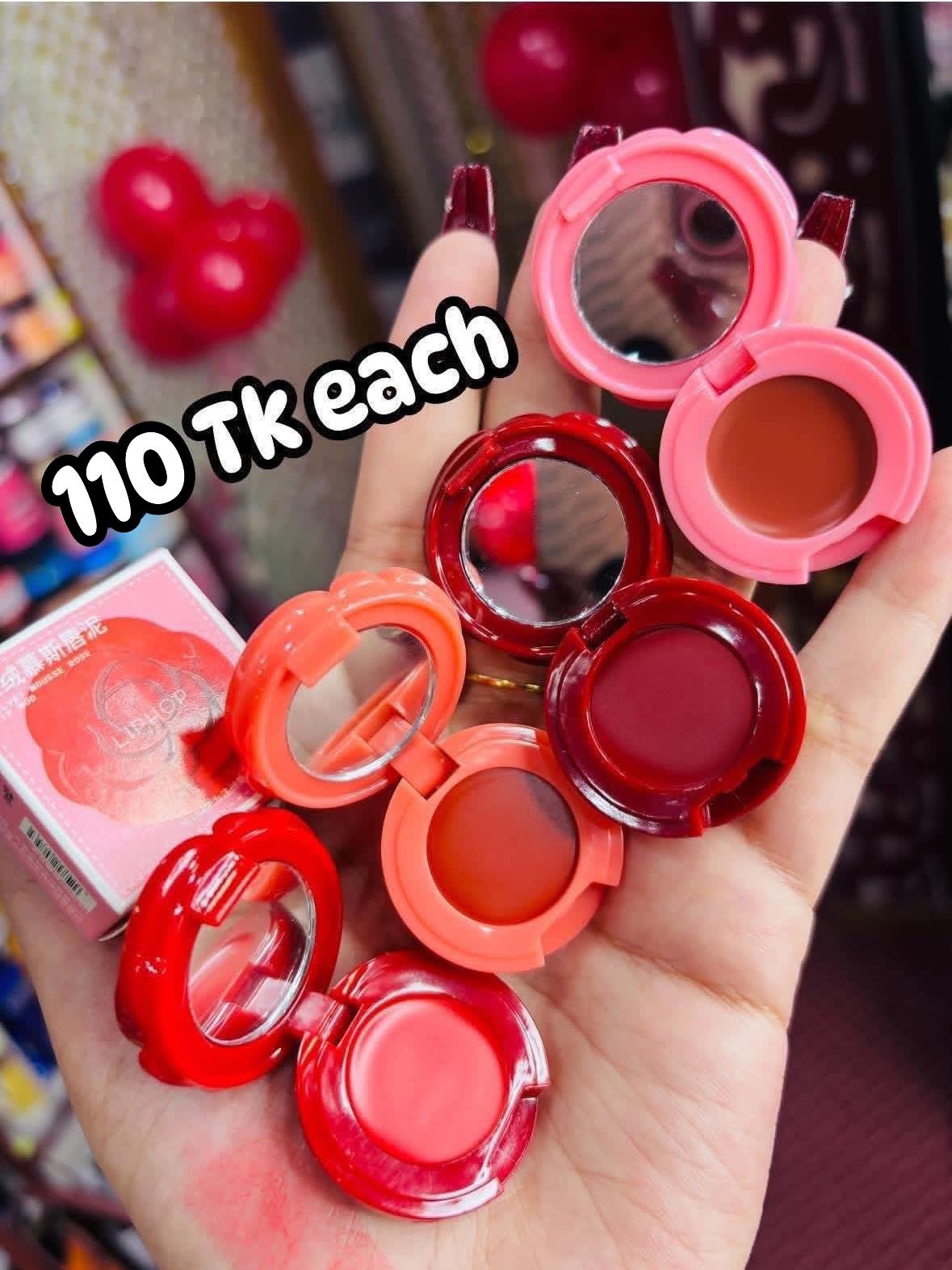 GlamDust Facebook ad: New Year Offer