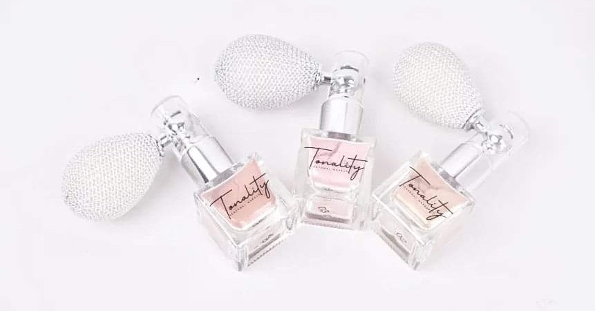 Tonality - Seasonal Makeup Facebook ad: Animal Cruelty Free, Vegan Makeup Brand.