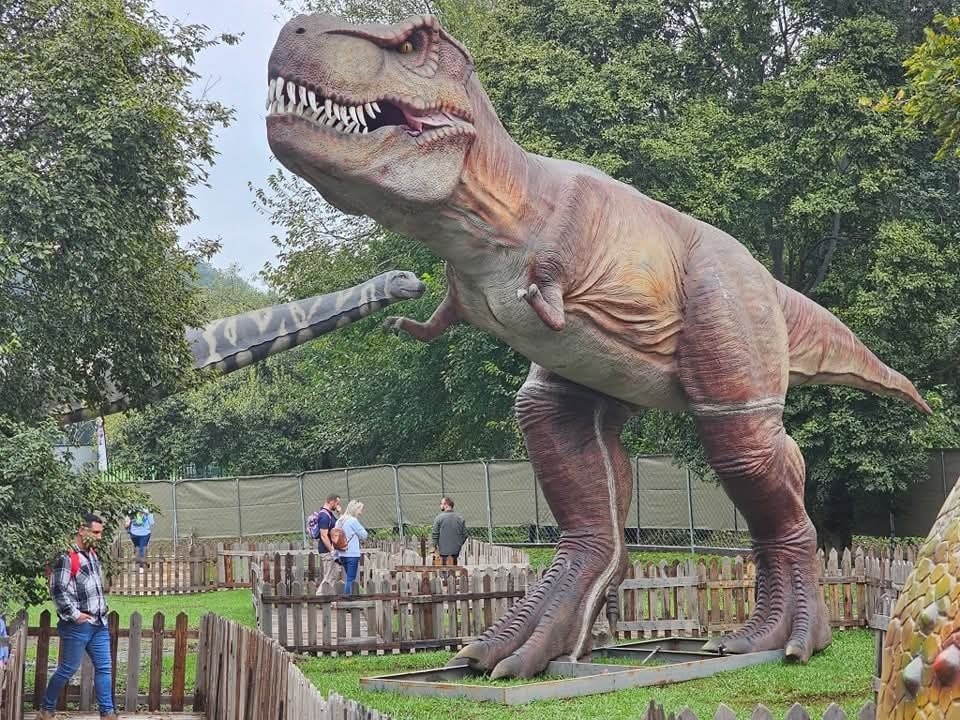 Dinosaur World Festival Facebook ad