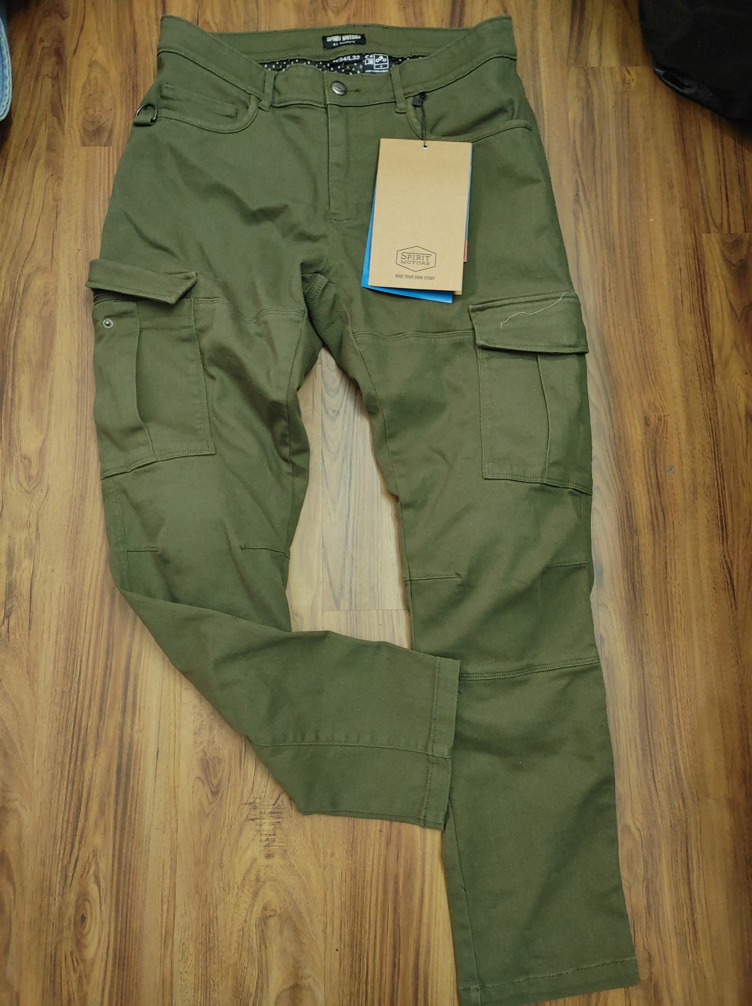 TRỌNG ĐẠT Menswear Facebook ad: SIÊU HOT, LÔ SPIRIT MOTOR MỚI Về 50-100kg