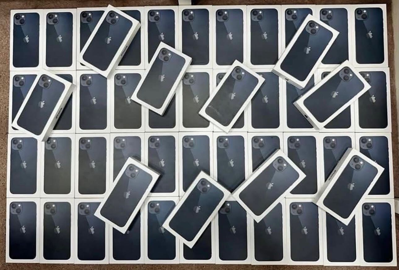 Mk Mobiles Facebook ad: iPhone 13 Non Active Kit