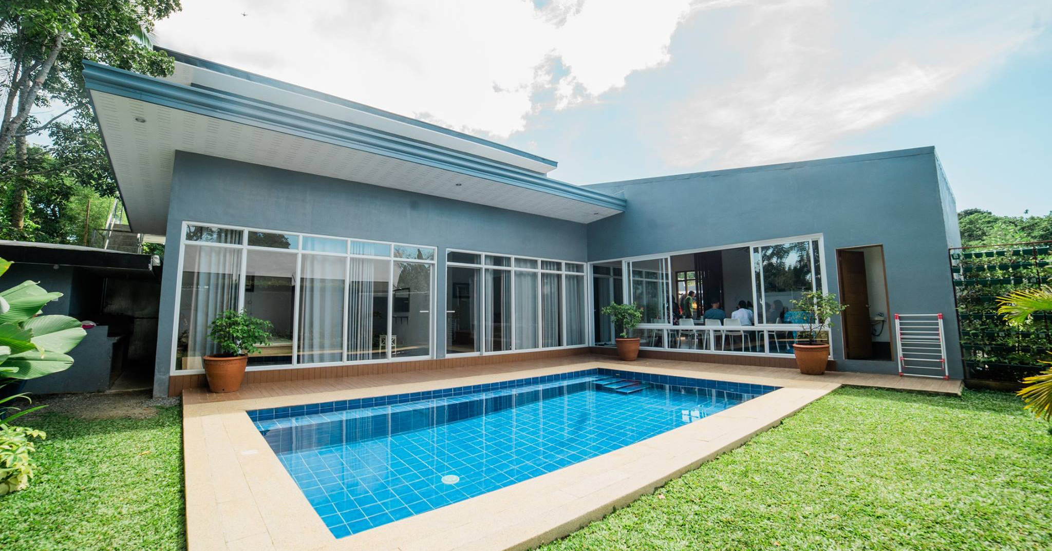 Destello Tagaytay Facebook ad: Destello offers an intimate events venue and two…
