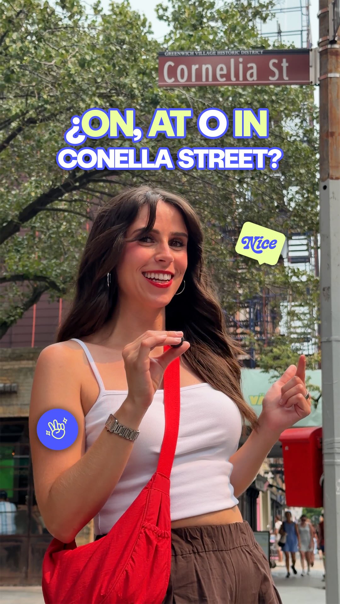 Maria Speaks English Facebook ad: ¿Se dice ON, AT o IN the street?