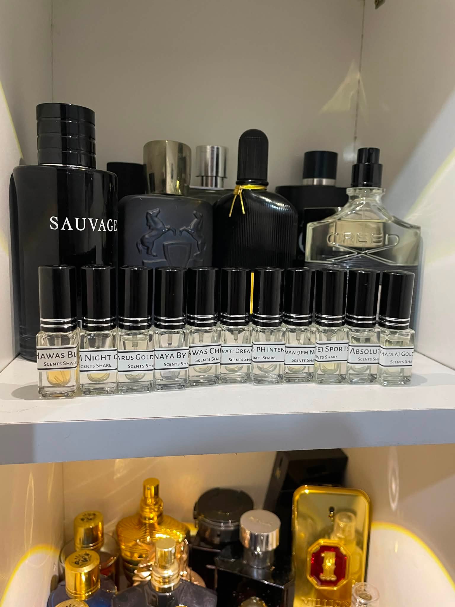 Scents Share Facebook ad: Looking For Authentic Perfume De/cants?
