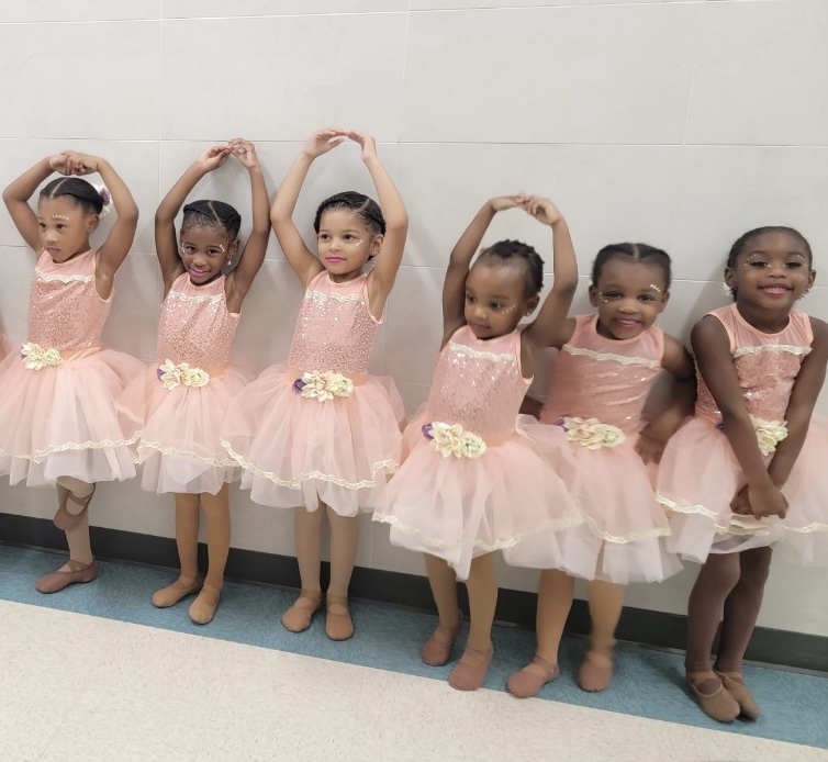 Essence Dance Arts Academy Facebook ad: Dance classes for all ages!