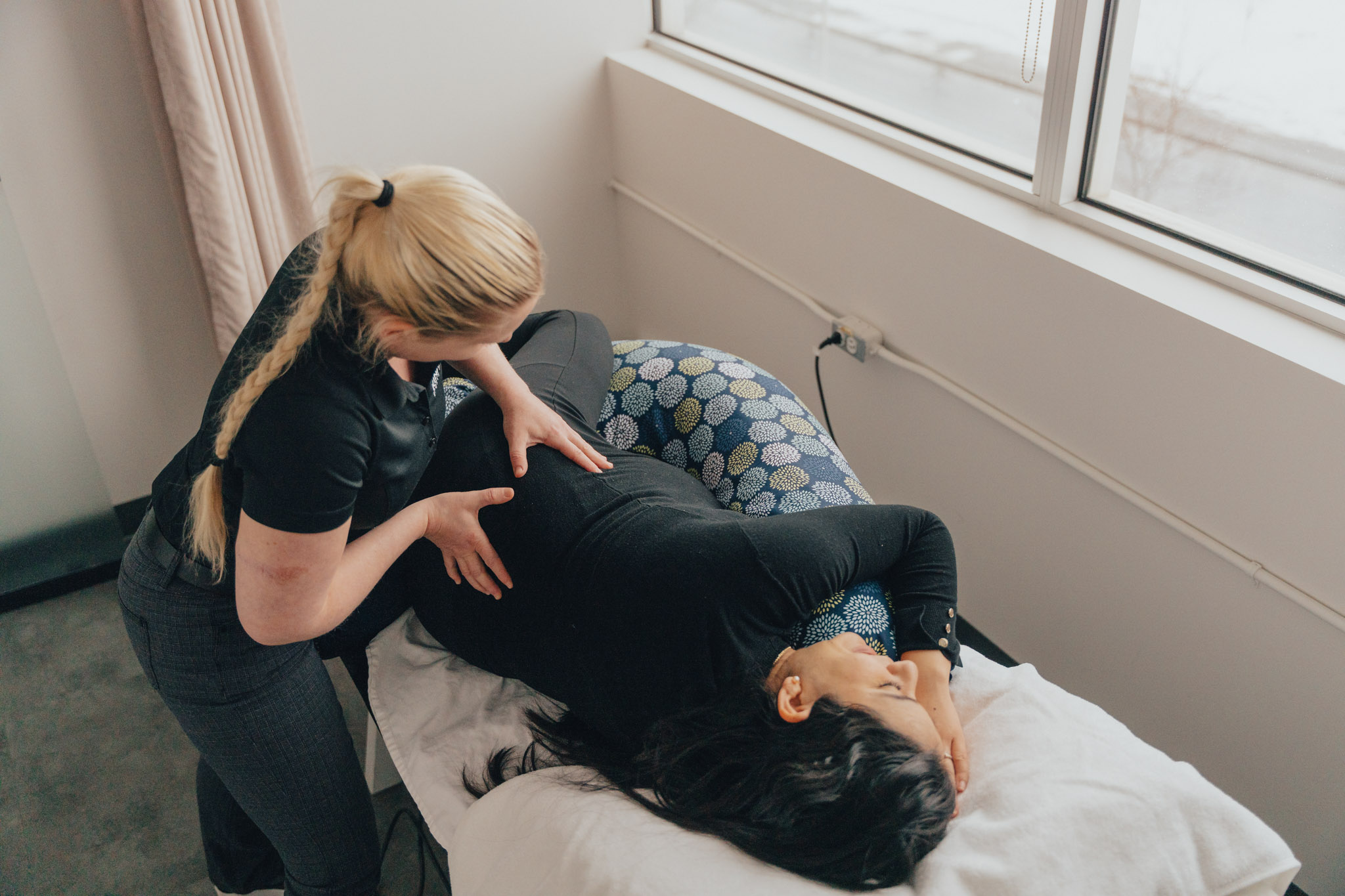 Kinatex Sports Physio Place de la Cité Facebook ad: Prenez rendez-vous sans attendre