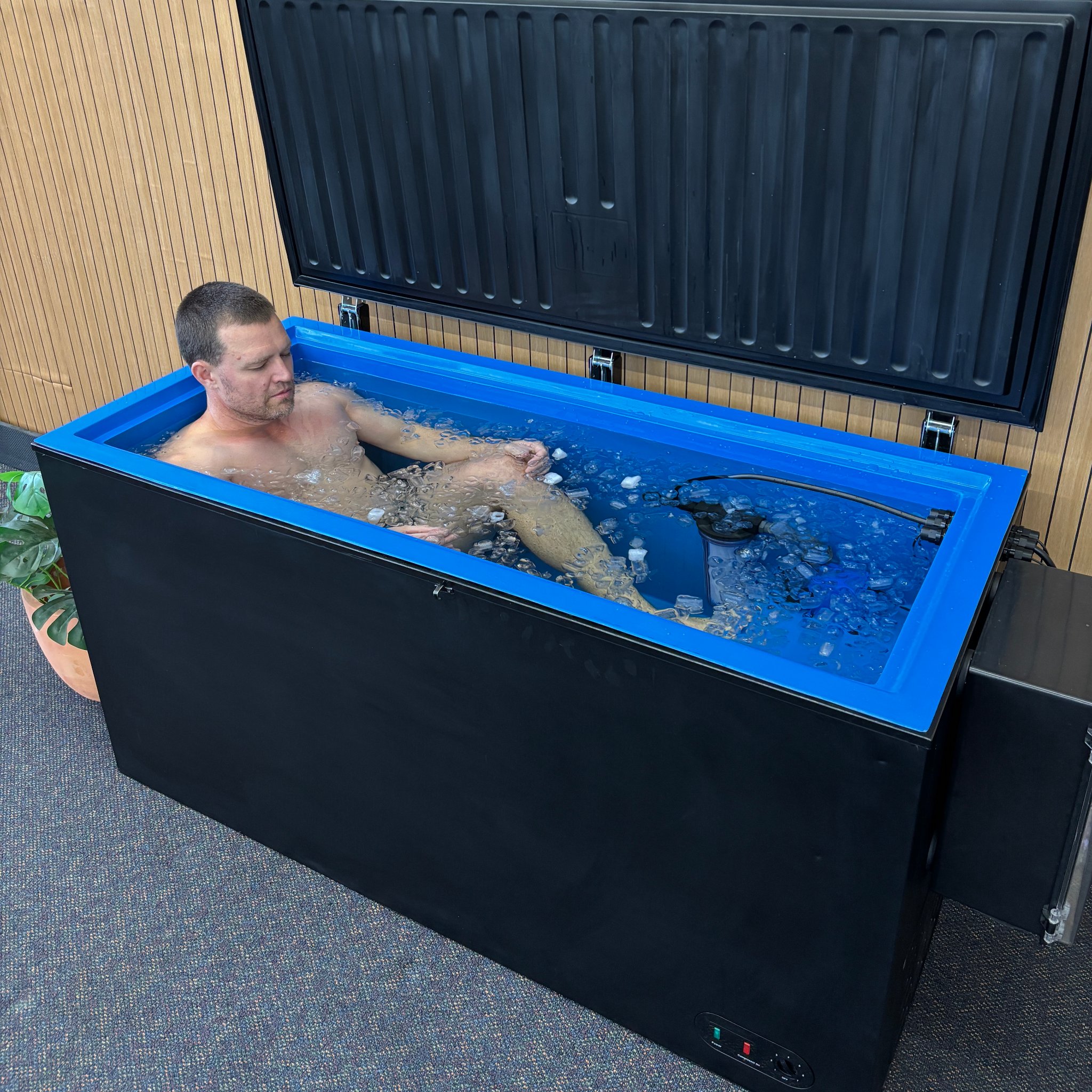 Joel Carr Facebook ad: Cold Plunge That Stays at 0°C - Built for Daily Use - Sydney
