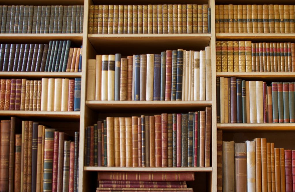 Castle Books and Tea Facebook ad: Castle Books and Tea: A Royal Experience …