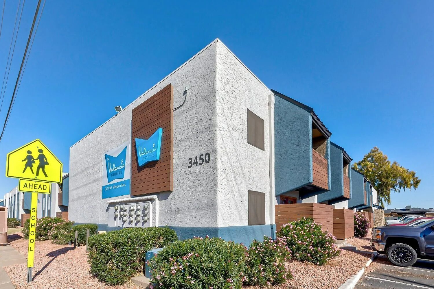 Aleida Quiñonez Facebook ad: 1 Bed 1 Bath Apartment