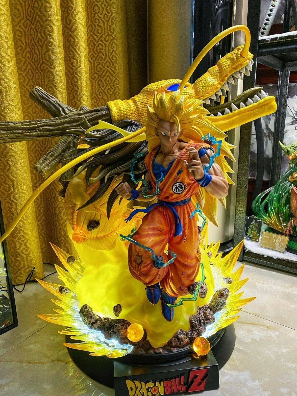 HandsomecakeGoodies Facebook ad: Resin Statuen und Figuren aus Anime, Computerspielen und…