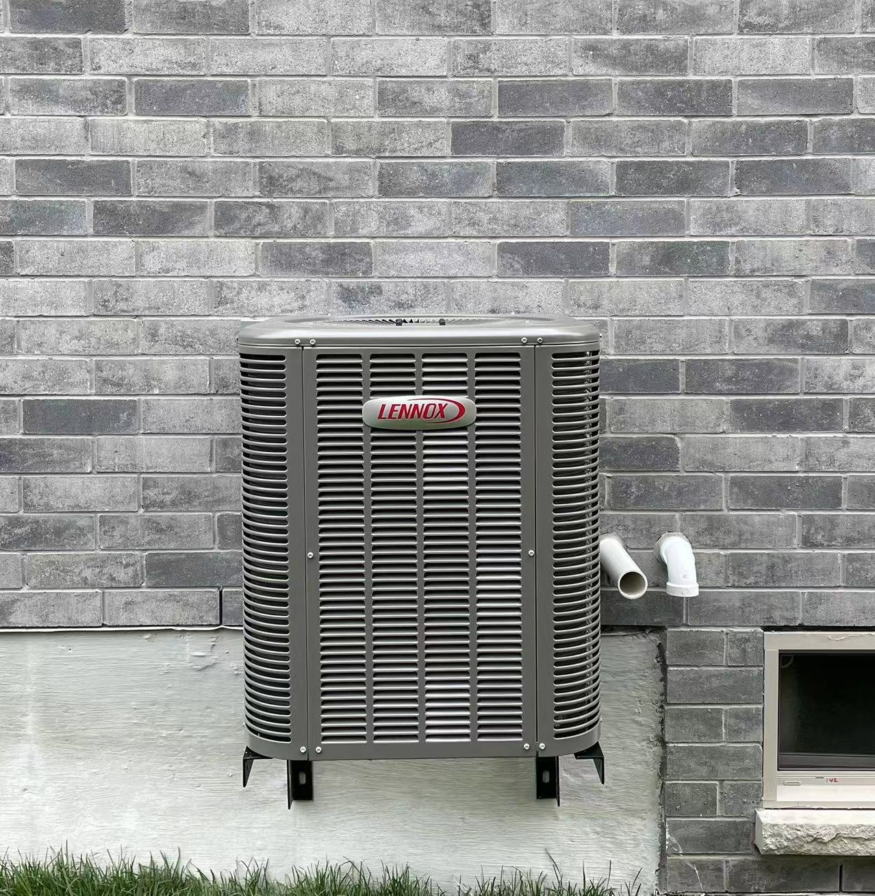 Sam Yong Facebook ad: air conditioner for sale