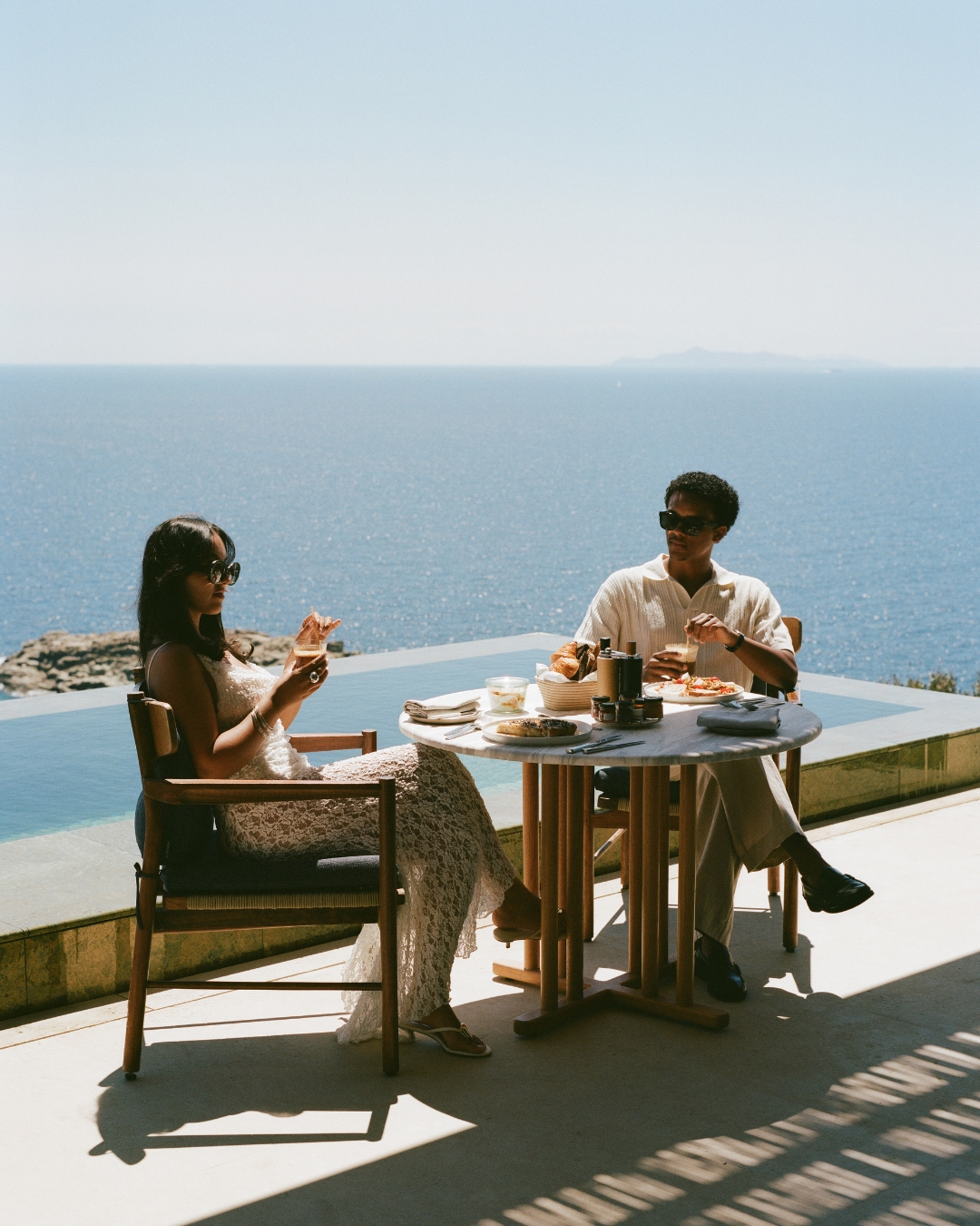 One&Only Kéa Island Facebook ad: Friendship finds its rhythm around shared breakfasts…