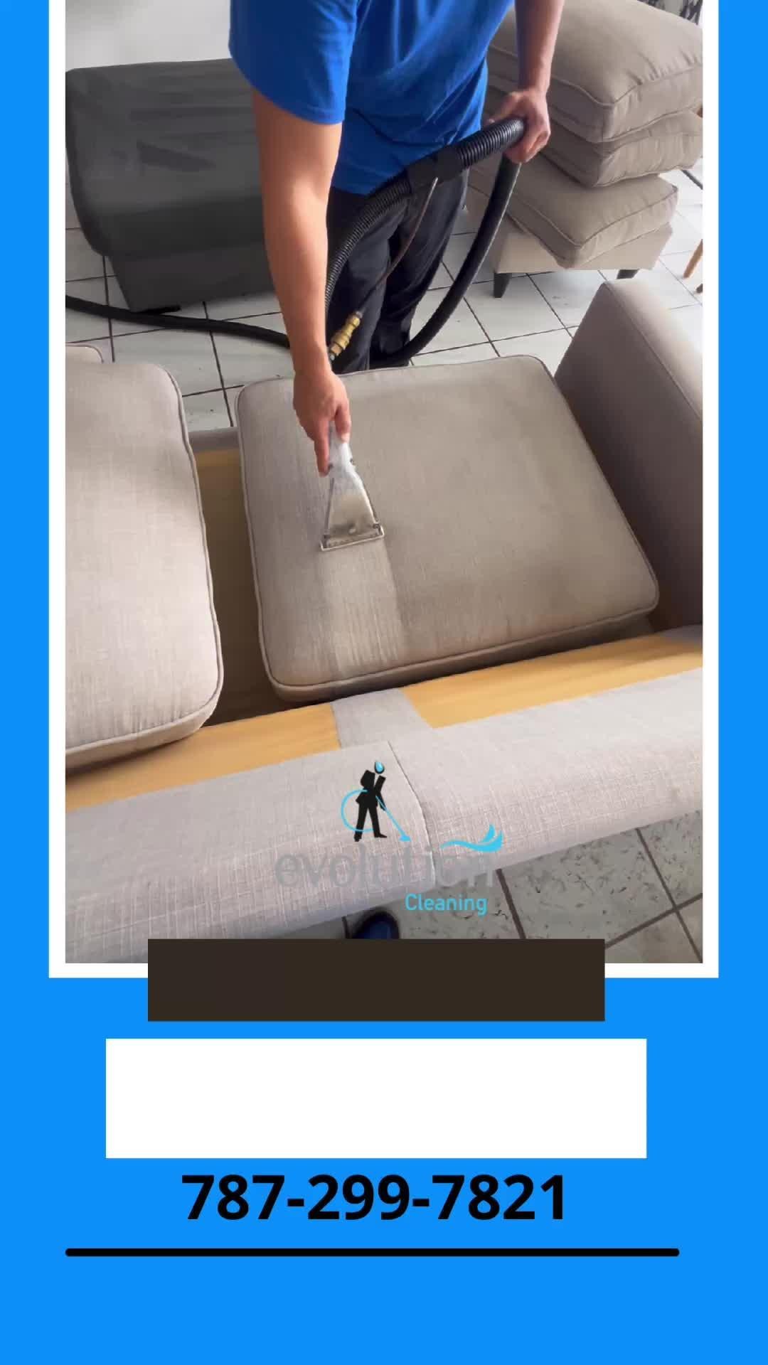 Limpieza de muebles y alfombras Evolution Cleaning Facebook ad: ¡Renueva tu hogar con nuestra limpieza profesional!