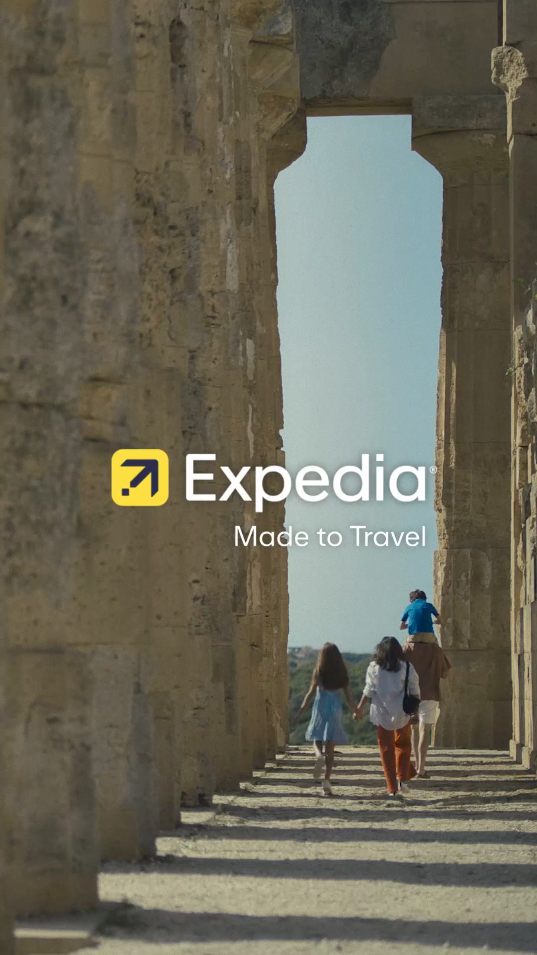 Expedia Facebook ad: Price Tracking by Expedia