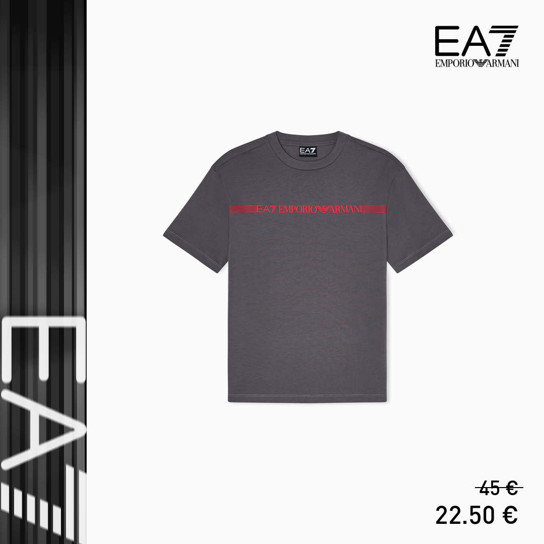 Emporio Armani Facebook ad: Saldi Ufficiali EA7 al -50% solo online.