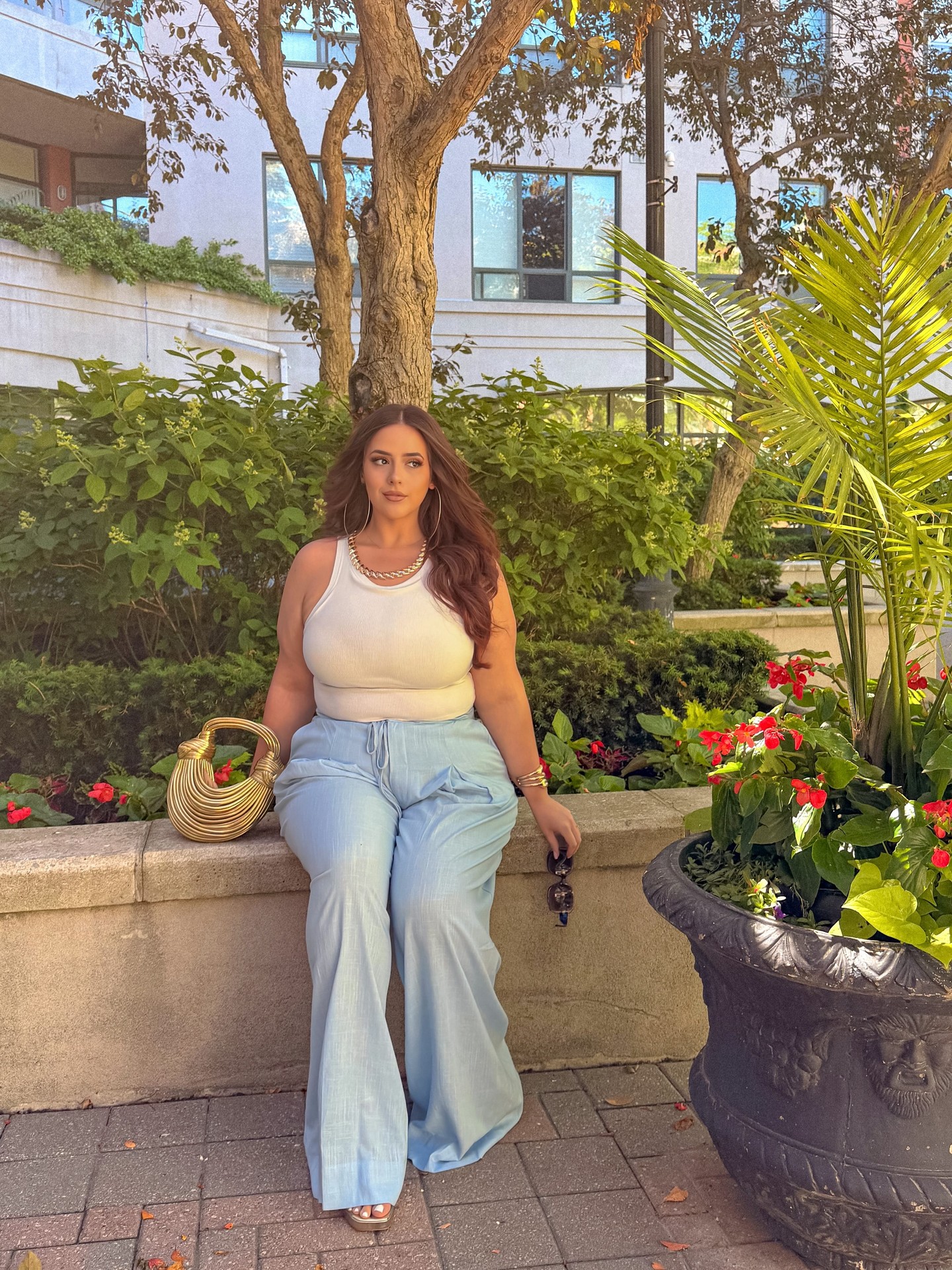 Fashion Nova Curve Facebook ad
