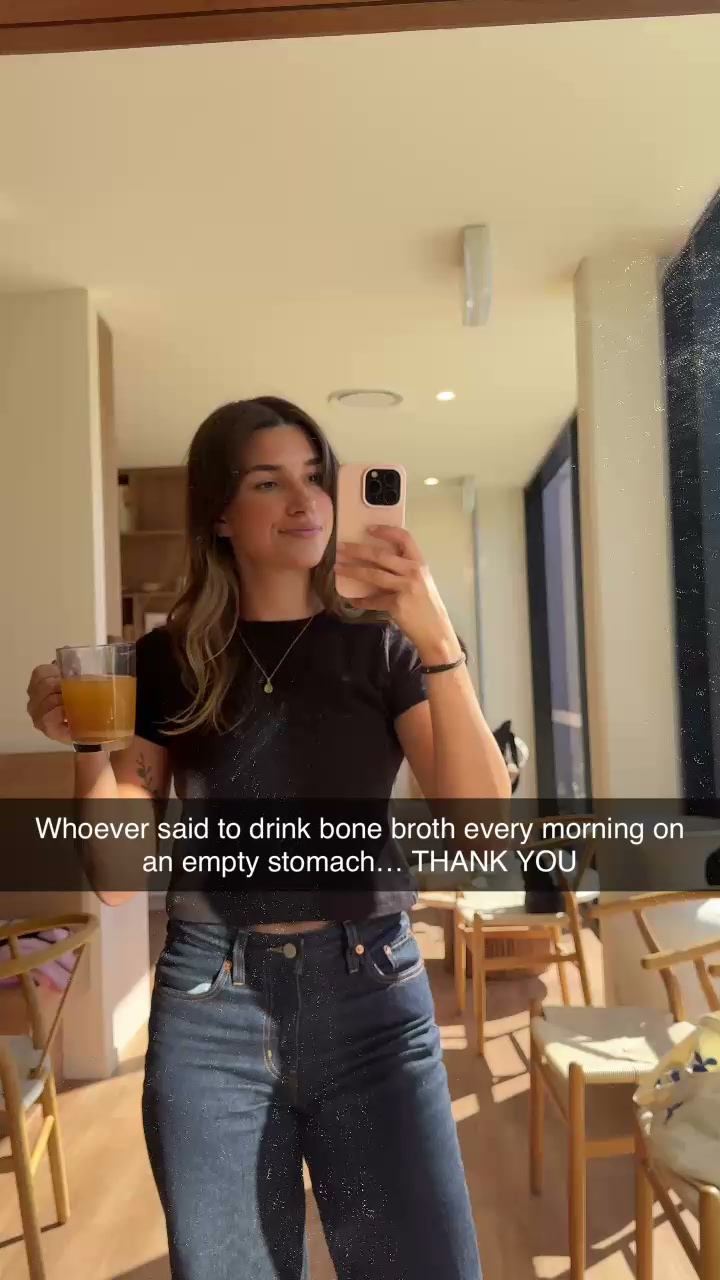 Nutra Naturals Facebook ad: Obsessed with this bone broth