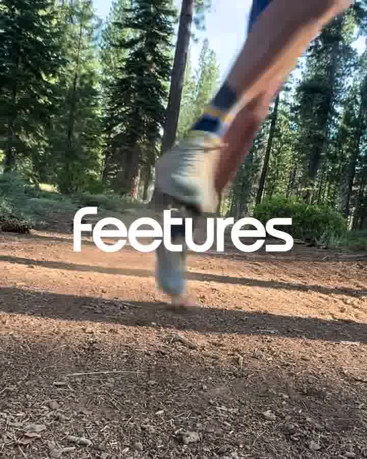 Feetures Facebook ad: After a decade caddying on the PGA Tour…