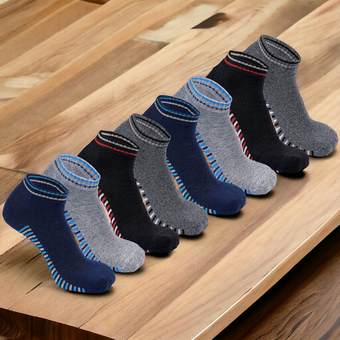 Sockscarving.com Facebook ad: Hey, you’ve got great taste