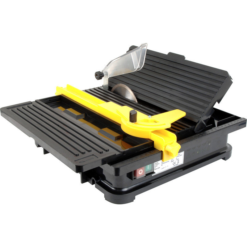 Toolstation UK Facebook ad
